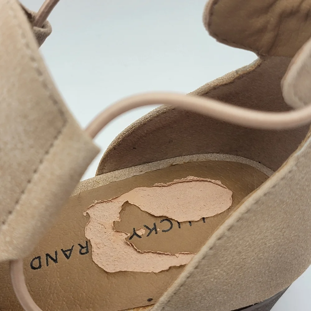 NWOT Lucky Brand Girl’s Berrete‎ SIZE 4M. #1433